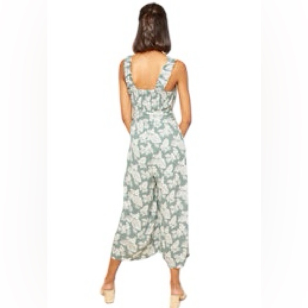 Sugarlips Tropical Print Belted Jumpsuit, Size Small, NWT - Picture 3 of 10